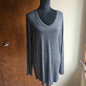 Zenana Outfitters Gray Relaxed Tunic Top